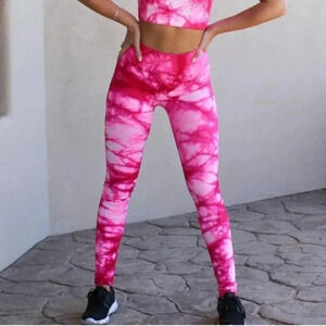 SET ACTIVE Fuchsia Tie Dye A Leggings
